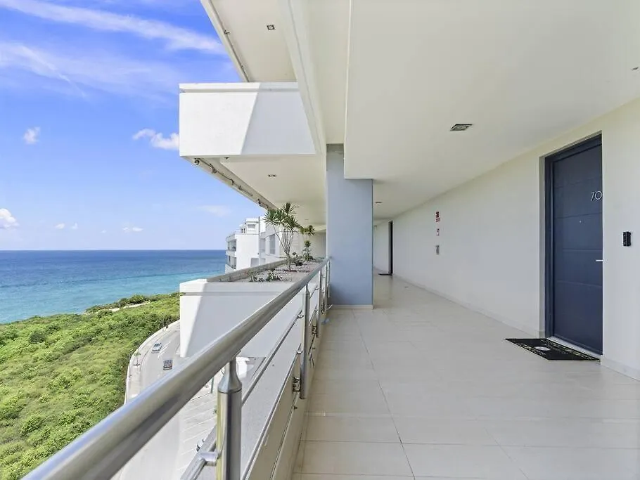 Breathtaking Lagoon Views At Blue Residence Cupecoy  Sint Maarten/Saint Martin